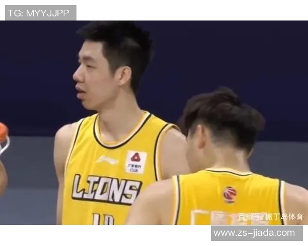 朱俊龙：从青涩少年到篮球场上的璀璨明星之路探索与成长的故事