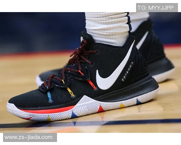 欧文新鞋发布会引发争议踩踏耐克Logo传递艺术无界限理念