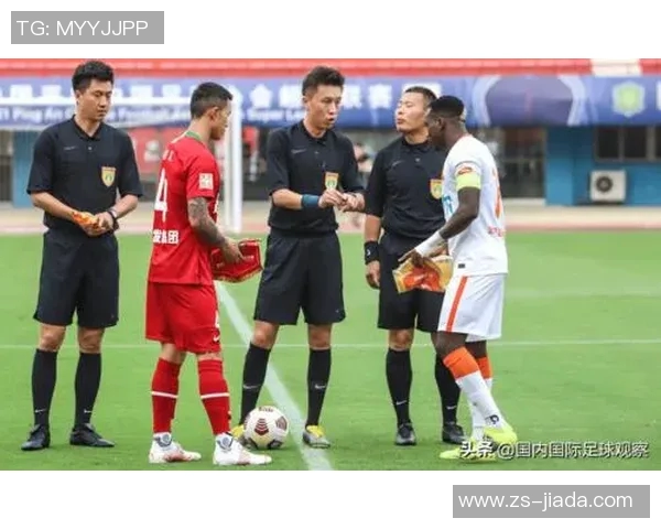 武汉卓尔迎战恒大激战在即球迷期待精彩对决与荣耀时刻