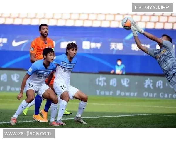 激情对决直播富力与鲁能巅峰之战全程回顾与精彩瞬间解析