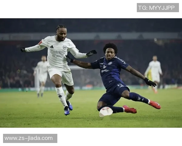 阿森纳与热刺激战正酣英超德比战火重燃球迷热情高涨 阿森纳与热刺激战正酣英超德比战火重燃球迷热情高涨