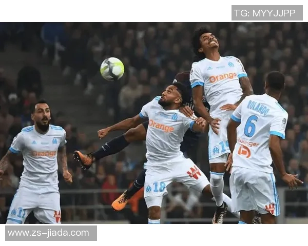 阿贾克斯与里昂的精彩对决揭示欧洲足球新格局