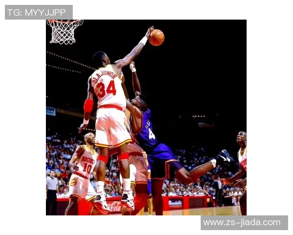 博班与奥尼尔的对决:巨人之战引发的篮球传奇与精彩瞬间 博班与奥尼尔的对决:巨人之战引发的篮球传奇与精彩瞬间