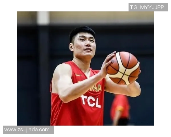 常林的成长之路：从篮球新星到职业生涯的蜕变与挑战