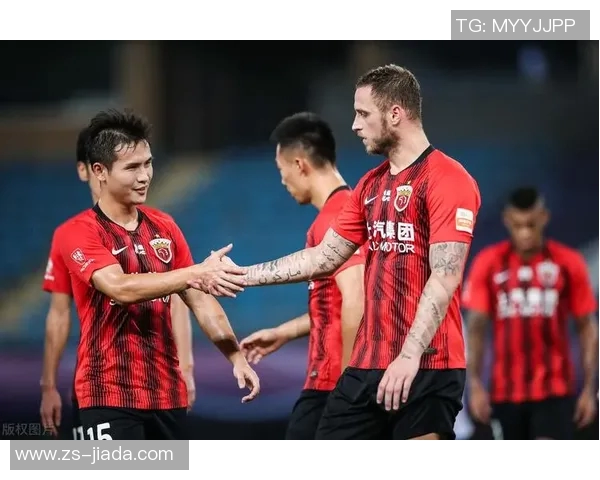 火箭队与小牛队激战正酣1月25日精彩对决引发球迷热议 火箭队与小牛队激战正酣1月25日精彩对决引发球迷热议