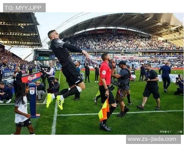西悉尼对决暴胜利激战即将上演球迷期待精彩瞬间
